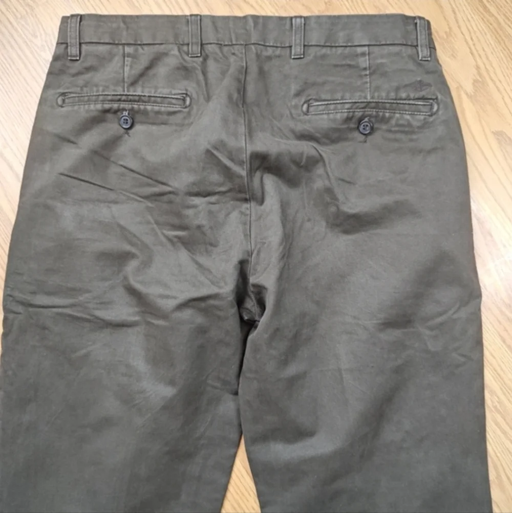 Dockers D3 Classic Fit Men's Olive Army Green Chinos 33x30 Cotton